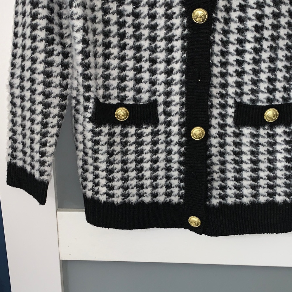 Tahari Black and White Houndstooth Sweater - Picture 2 of 5